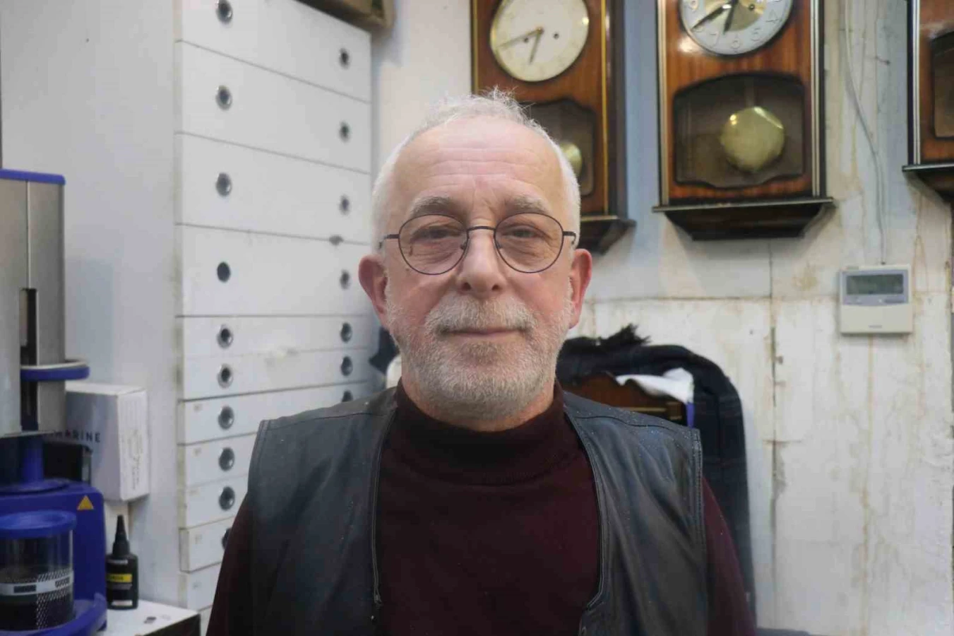 Saat sevdasından yurt dışı eğitimini bıraktı