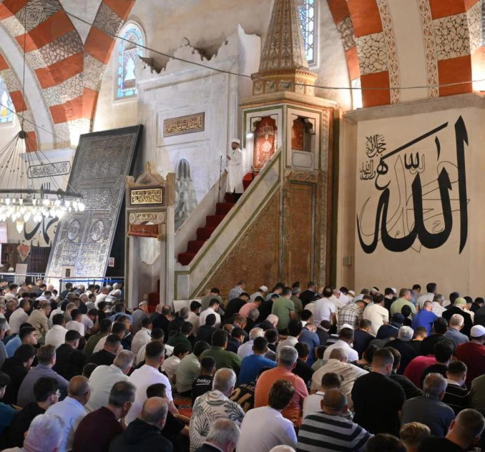 Diyanet İşleri Başkanlığı, 2026 yılı Kurban Bayramı namaz vakitlerini il il yayımladı