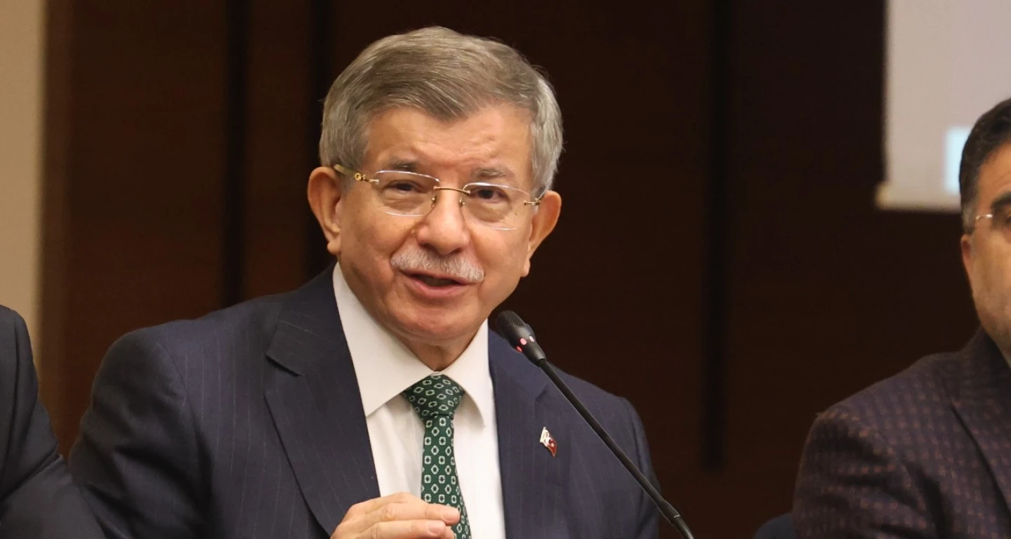 Ahmet Davutoğlu, siyasi bıraktığını açıkladı