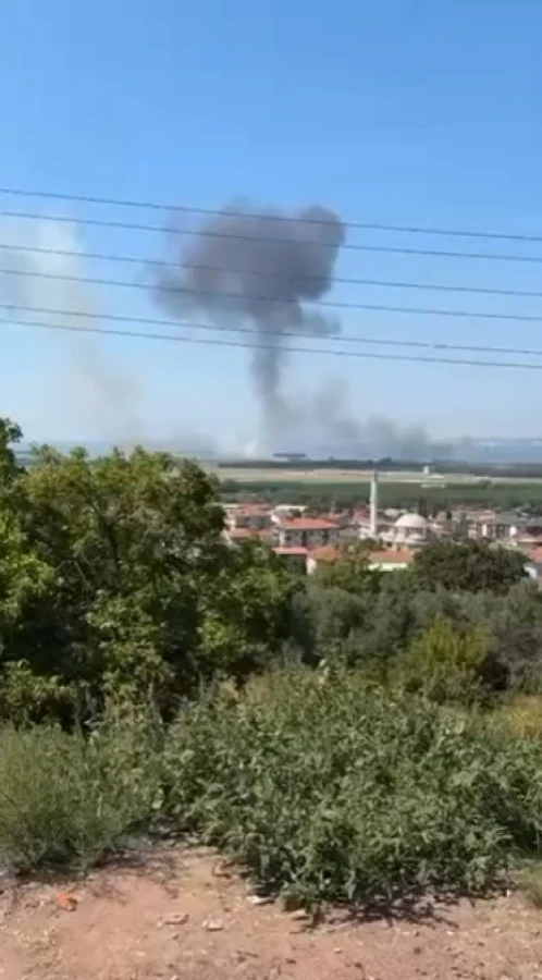 Yalova’da F-16 eğitim uçağının düşme anı kamerada