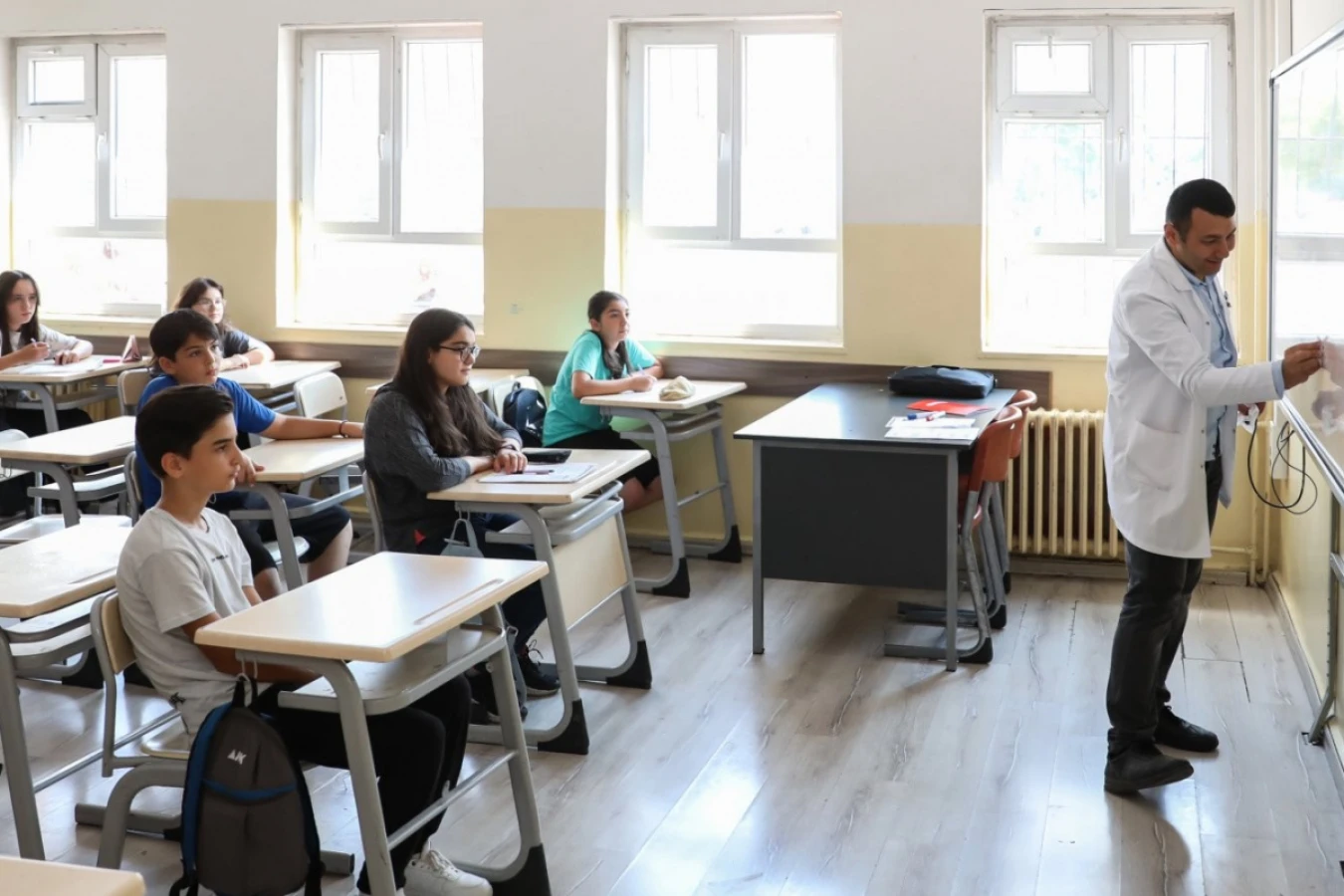 Öğretmen-veli görüşmeleri için MEBİM üzerinden telefonla randevu alınabilecek